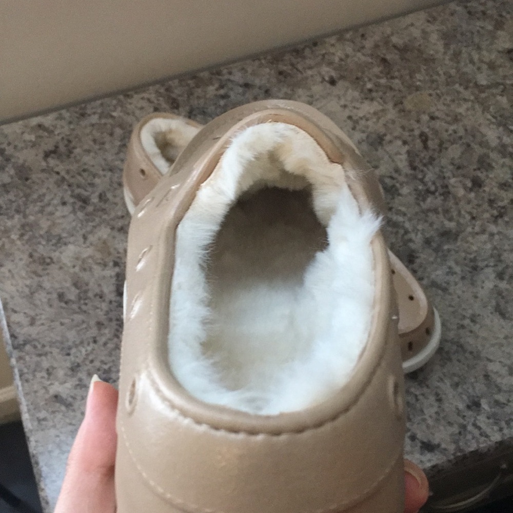 Sperry Gold Fur-Lined Flats - Picture 7 of 16